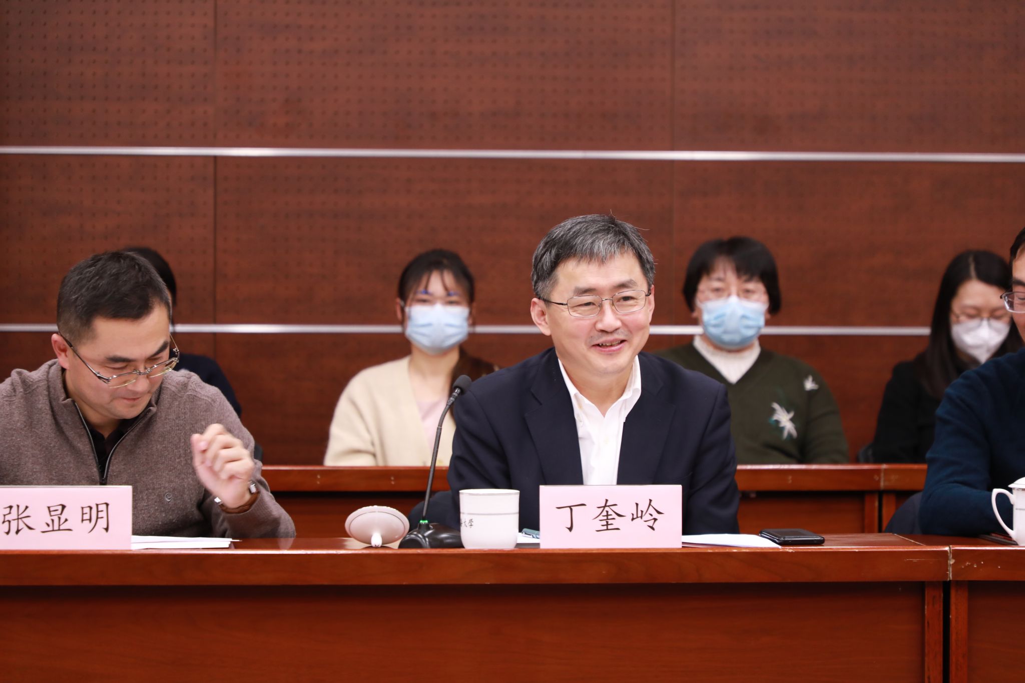 202212094.jpg 202212094.jpg