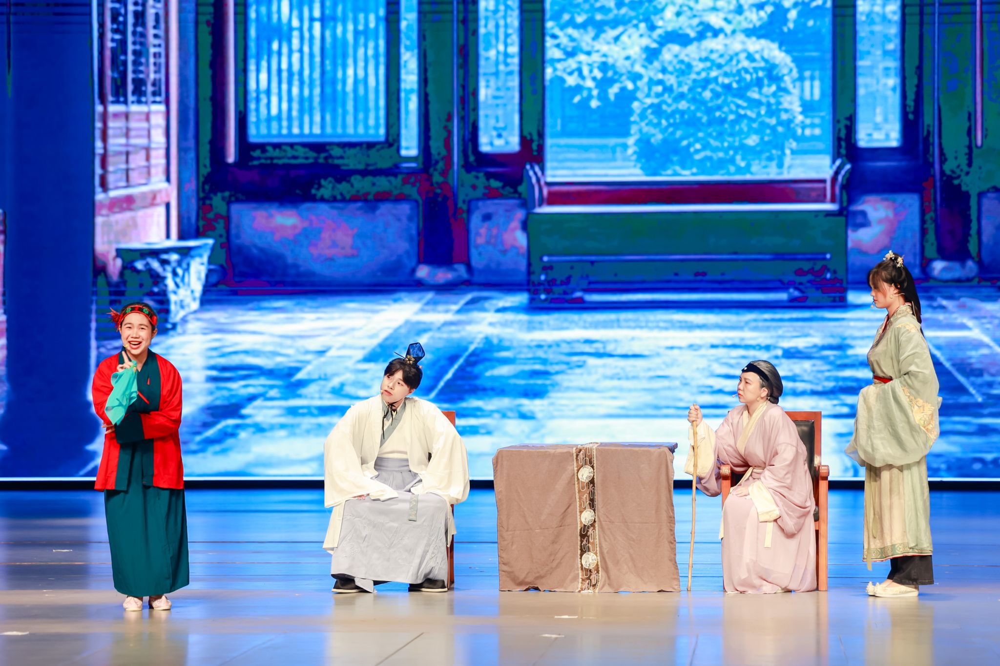 7-《孔雀东南飞》-汕头大学.jpg 7-《孔雀东南飞》-汕头大学.jpg